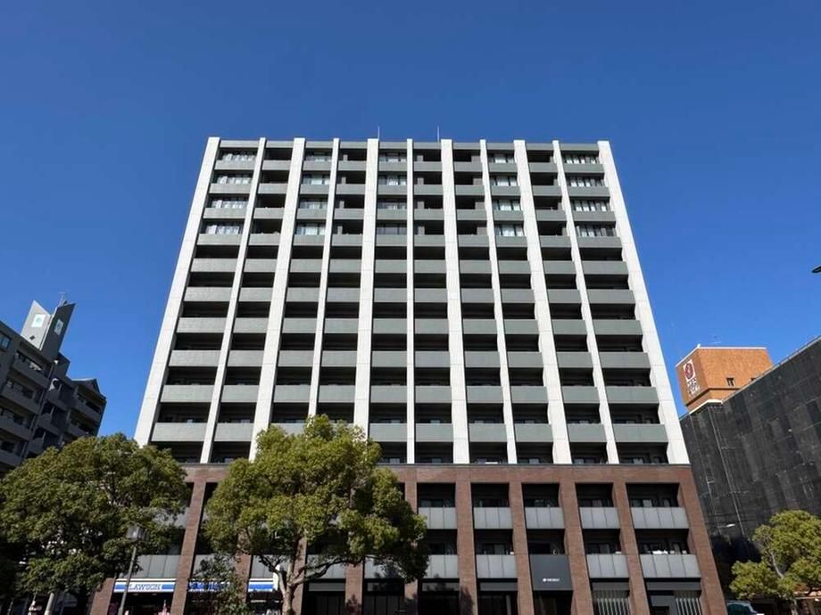 Encrest Bay Side Street 1LDK Apartment for Sale in Hakata, Fukuoka - Image 1