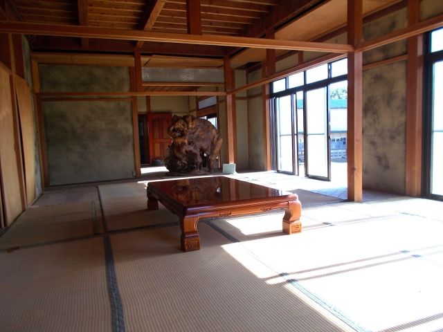 Traditional 12DK Wooden House with Large Garden in Minamiawaji - Thumbnail 2