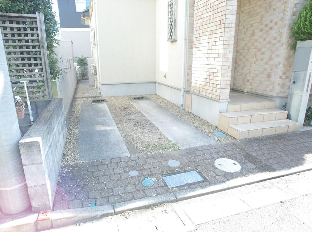 4LDK Detached House for Sale in Kodaira, Tokyo - 106.2 sqm - Thumbnail 3