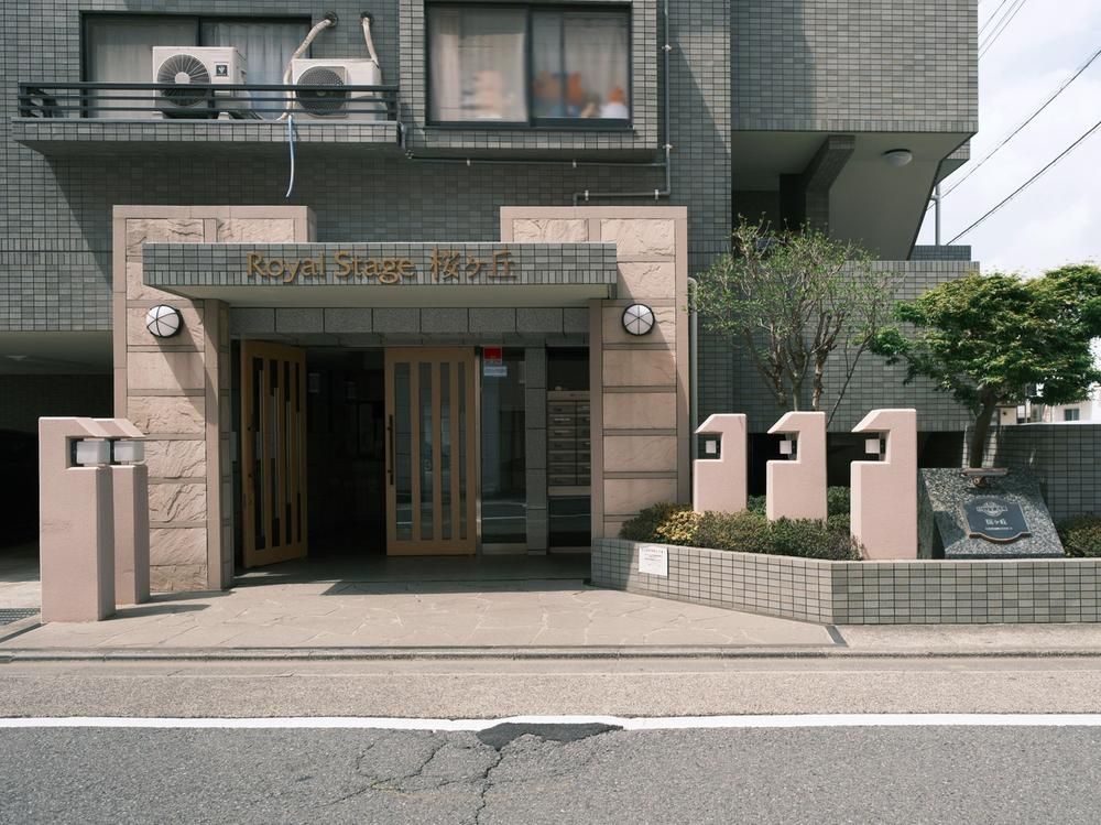 2LDK Apartment for Sale in Yamato City, Kanagawa - Thumbnail 2