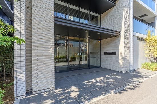 3LDK Apartment for Sale in Isogo, Yokohama - 75.3m2 - Thumbnail 4