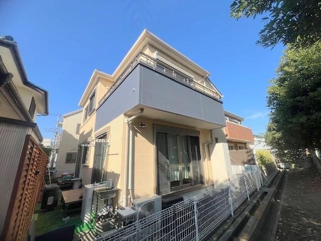 4LDK Detached House for Sale in Samukawa, Kanagawa - Thumbnail 2