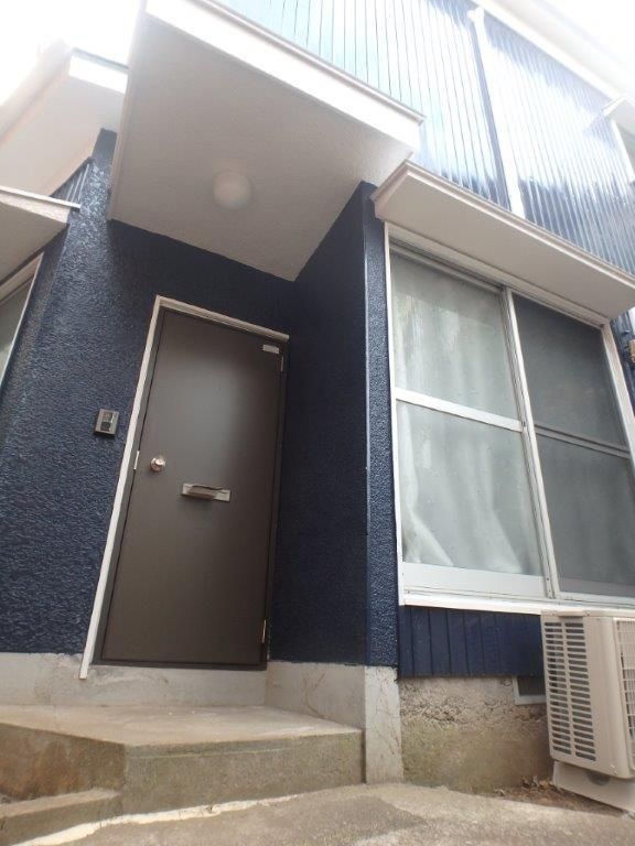 Renovated 2LDK House Near Konan Central Station, Yokohama - Thumbnail 4