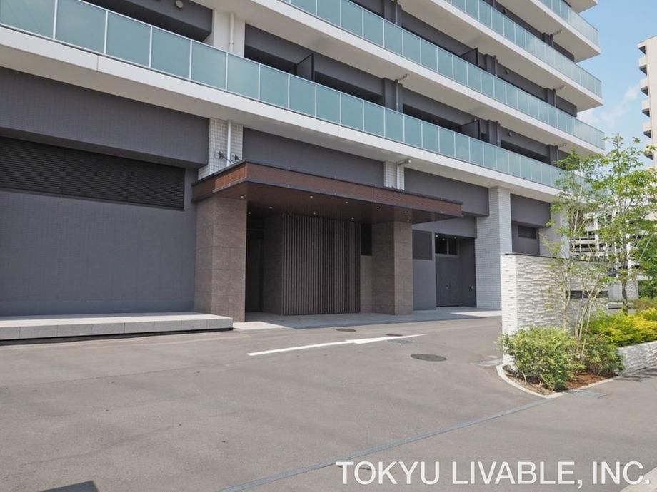 2LDK Apartment for Sale in Ebina, Kanagawa - 73.01m2 - Thumbnail 3