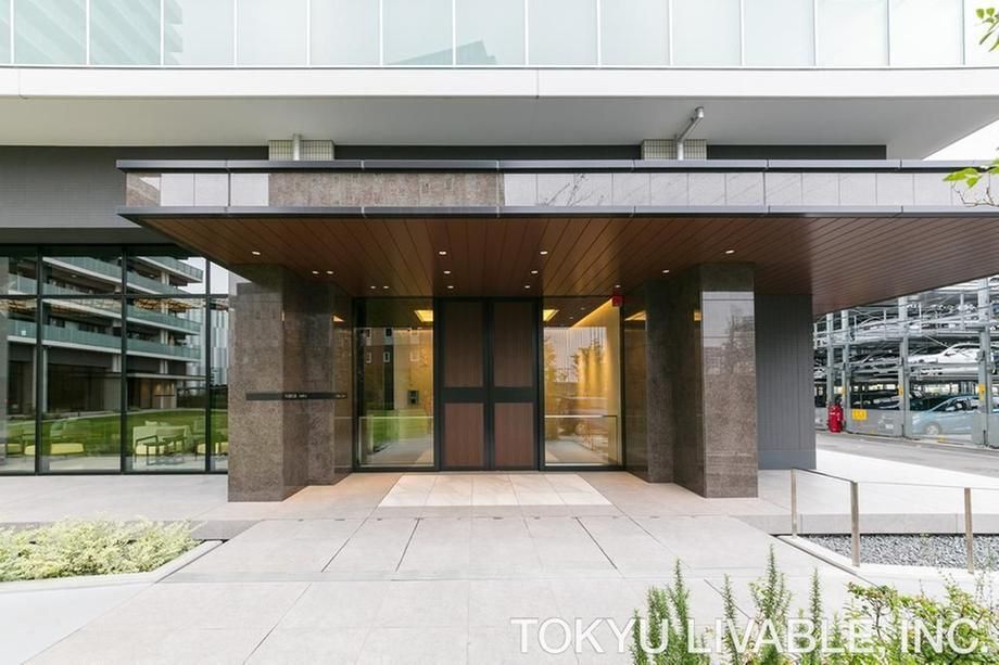 2LDK Apartment for Sale in Ebina, Kanagawa - 73.01m2 - Thumbnail 2