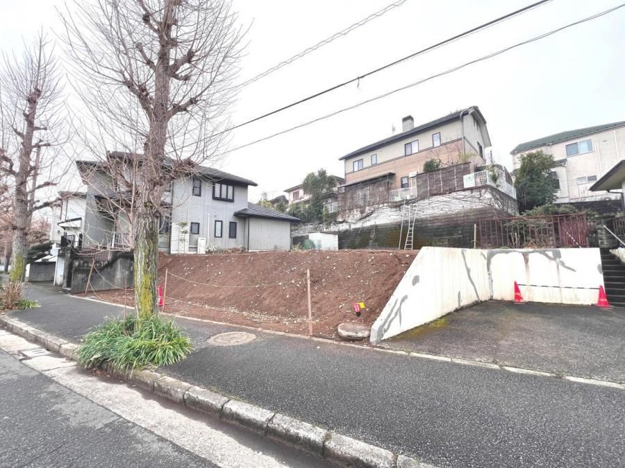 Land for Sale in Machida, Tokyo - Build Your Dream Home - Thumbnail 2