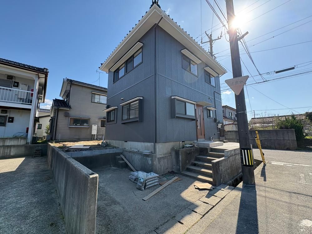 Renovated 3LDK House for Sale in Higashi Ward, Niigata City - Thumbnail 2
