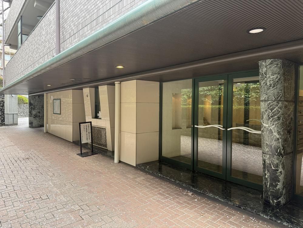 2LDK Apartment for Sale in Takatsu, Kawasaki - 65m2 - Thumbnail 4