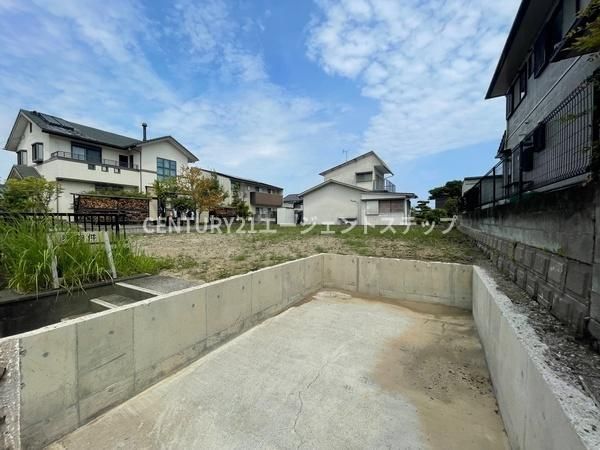 282 sqm Land for Sale in Sakuragaoka-cho, Miyazaki City - Thumbnail 4