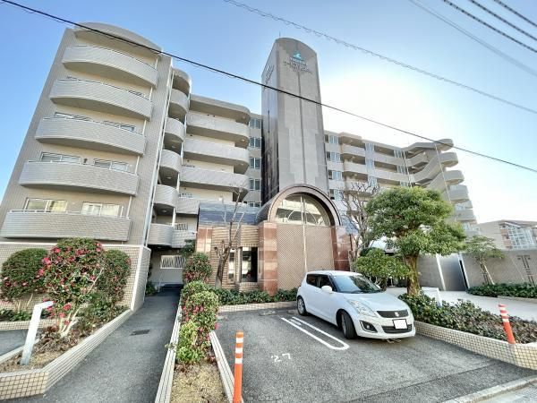 Renovated 2LDK Apartment in Kochi City, 56.76m2 - Thumbnail 2