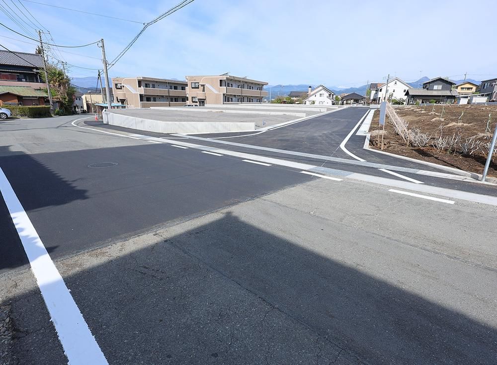 240.65 m2 Building-Condition-Free Land for Sale in Fujinomiya City - Thumbnail 2