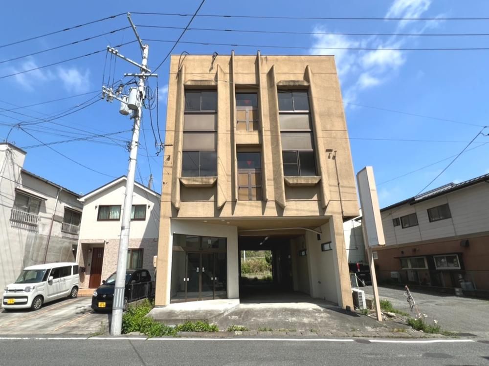 Five-Story Building with Nine Units for Sale in Iwaki City - Thumbnail 2