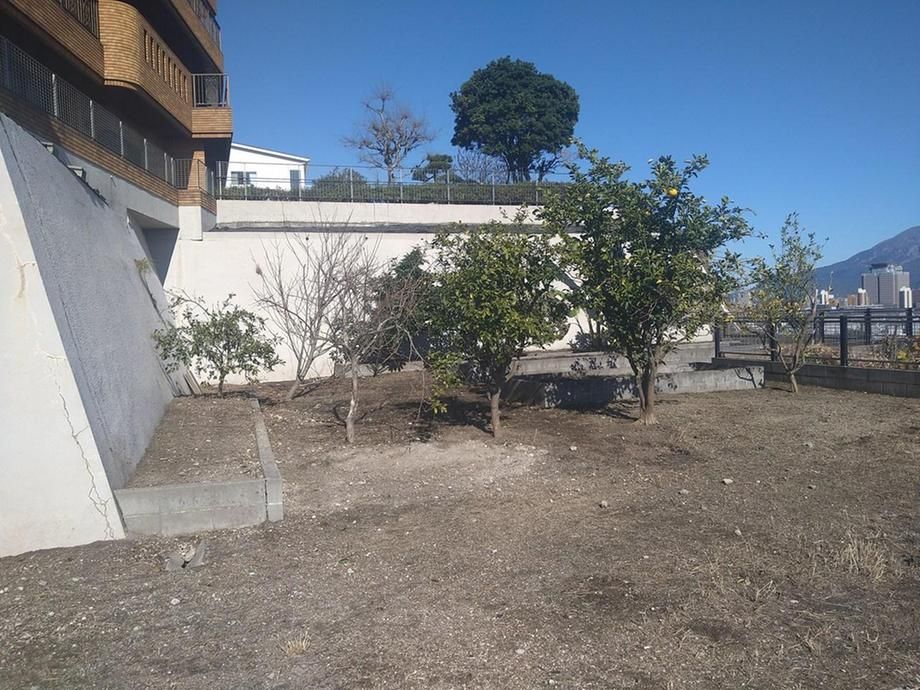 Land for Sale in Minamishinmachi, Kagoshima City - 414.3m² - Image 1