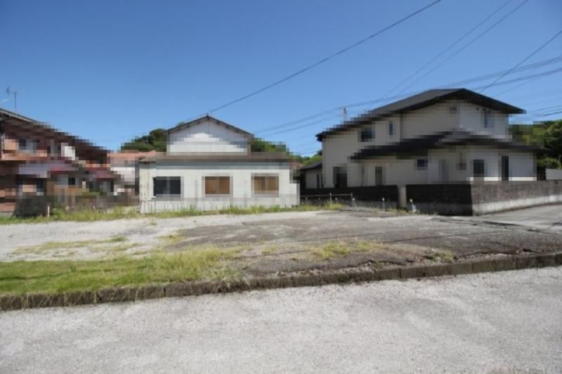 Building-Conditioned Land for Sale in Kochi City, 132.59 sqm - Image 1