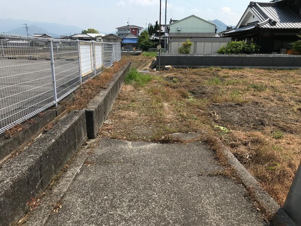 755 sqm Land for Sale in Kitaido, Matsuyama, Ehime - Thumbnail 4
