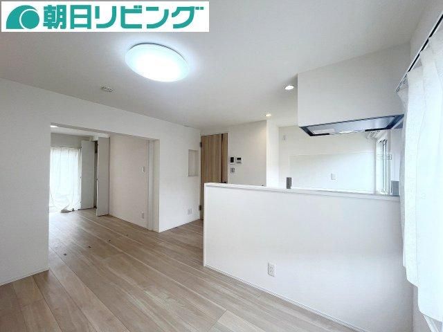 Renovated 3DK Apartment for Sale in Nagatsuda, Yokohama - Thumbnail 3