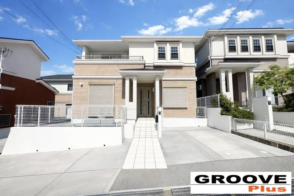 Renovated 4LDK House in Kobe Kita Ward with Parking - Thumbnail 2