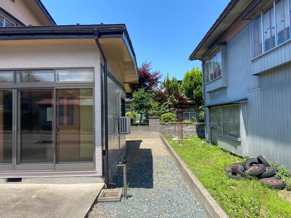 Renovated 5LDK House with Large Land in Shizukuishi, Iwate - Thumbnail 4