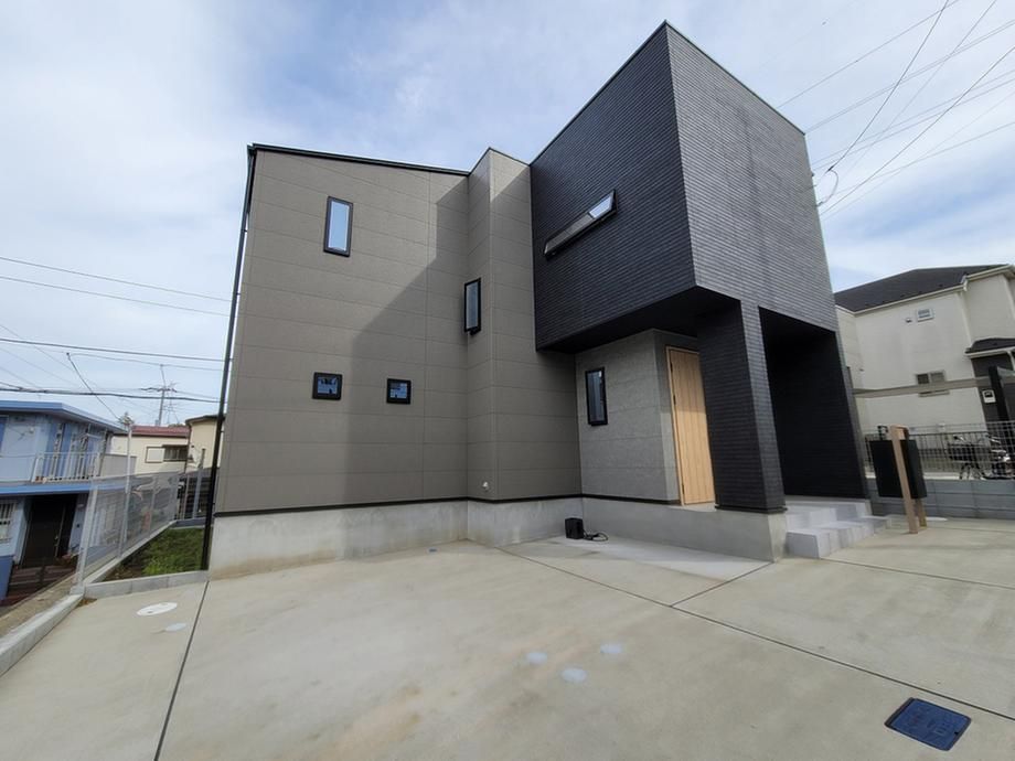 Modern 3LDK Detached House in Funabashi, Chiba - Thumbnail 2