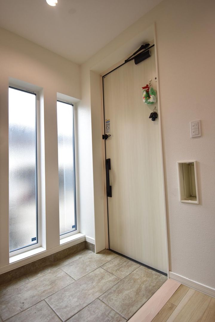 Modern 4LDK House for Sale in Minami-ku, Sapporo, 123m² - Thumbnail 2