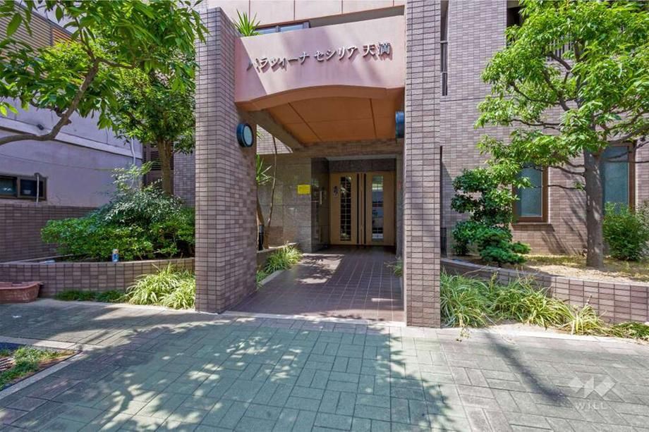 Renovated 3LDK Apartment in Kita Ward, Osaka – 60.81m² - Thumbnail 4