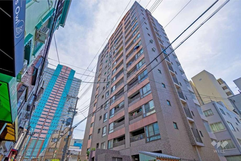 Renovated 3LDK Apartment in Kita Ward, Osaka – 60.81m² - Thumbnail 3