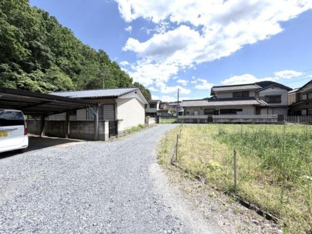 Land for Sale in Yorii, Saitama: 299 sqm Lot Near Hagure Station - Thumbnail 4