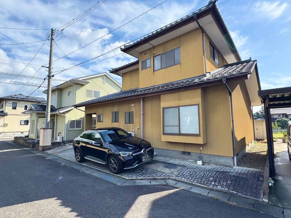 6LDK Detached House for Sale Near Hirano Station, Fukushima City - Thumbnail 2