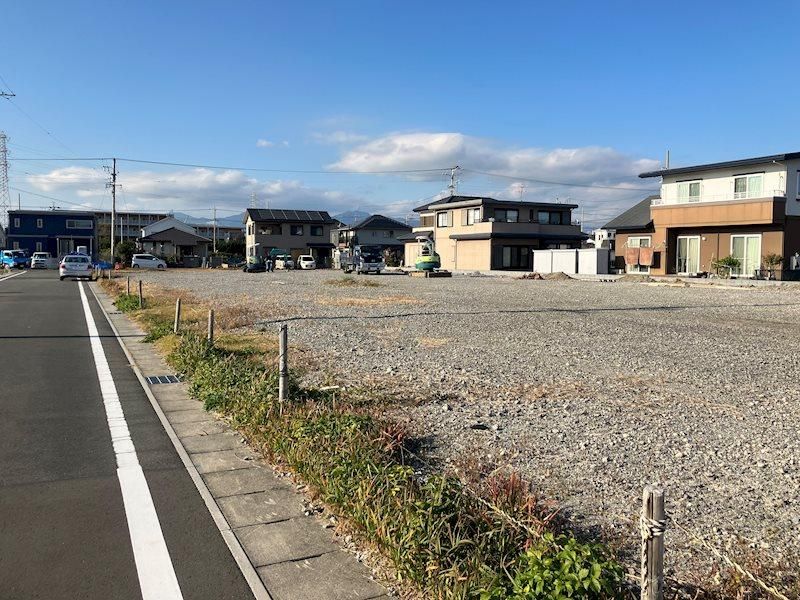 377m² Land for Sale in Quiet Shimizu Ward, Shizuoka - Thumbnail 3
