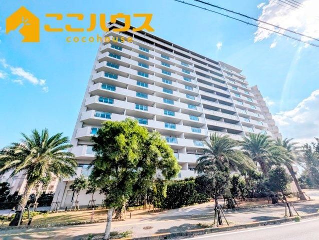 2LDK Apartment for Sale Near Akamine Station, Naha, Okinawa - Thumbnail 2