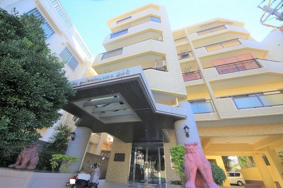 RC Apartment in Urasoe City, Okinawa - 14 Storeys, Built 2005 - Thumbnail 3