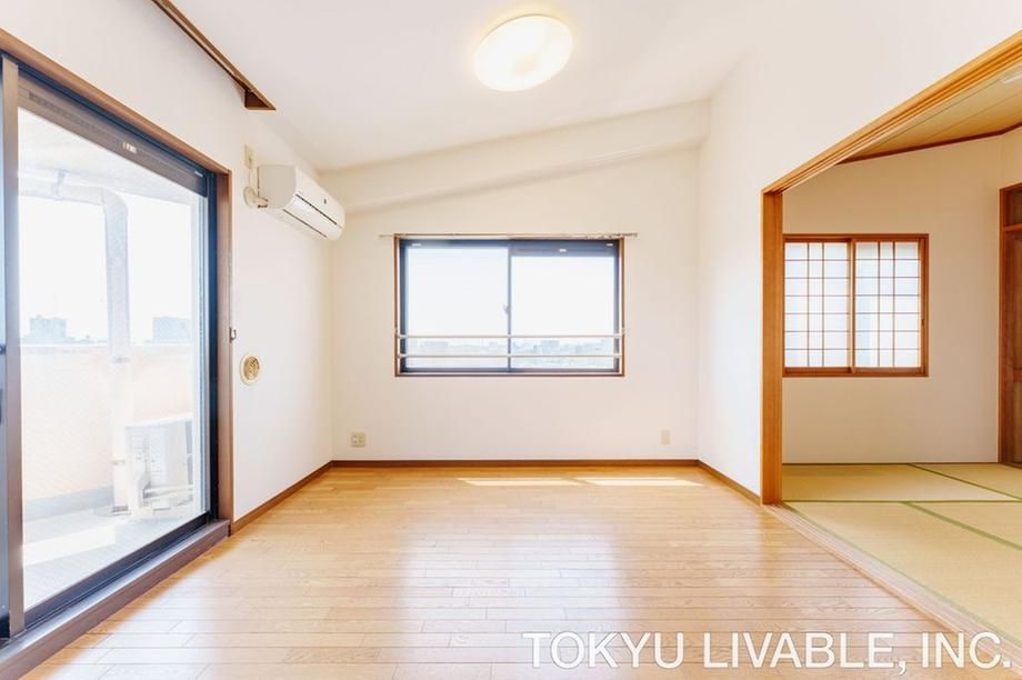 Prestige Funabashi 3LDK Apartment for Sale in Chiba - Thumbnail 3