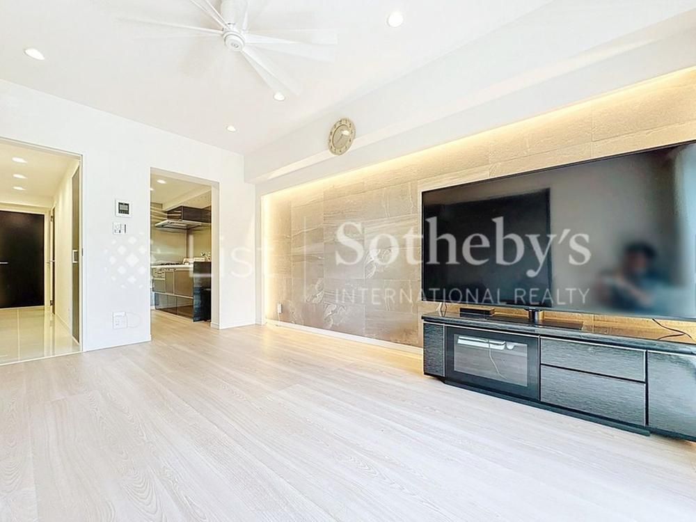 3LDK Apartment for Sale in Miyamae-ku, Kawasaki - Thumbnail 3