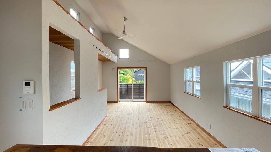 2LDK Detached House in Hayama-machi, Kanagawa - 107 sqm - Thumbnail 3