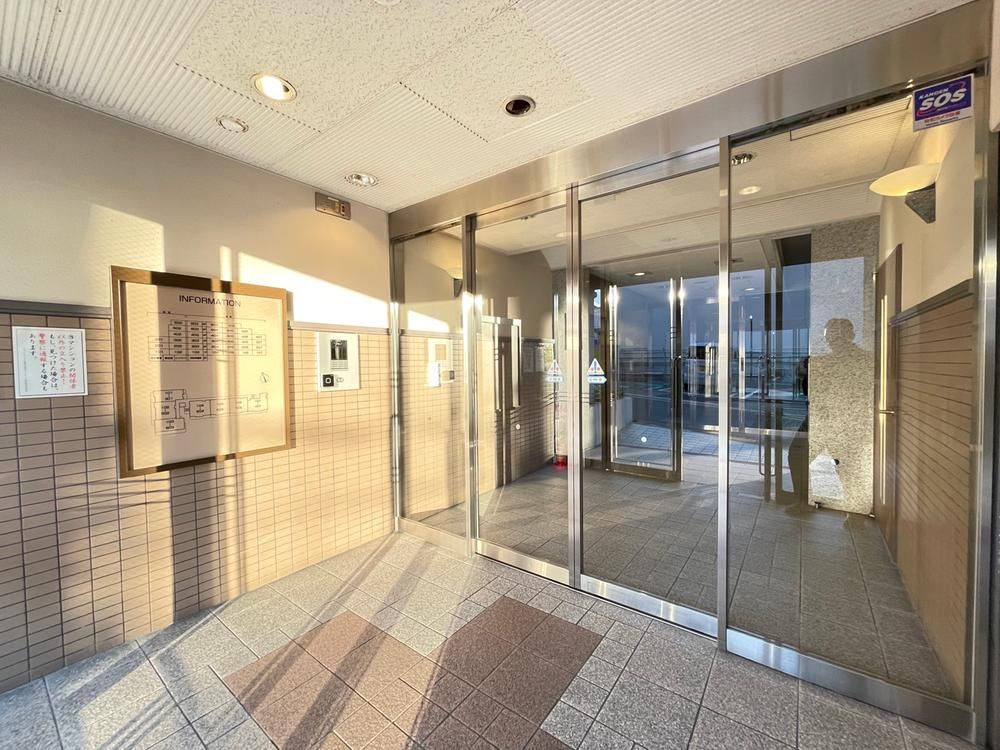 3LDK Apartment for Sale in Toyonaka near Shibahara-Handaimae Station - Thumbnail 4