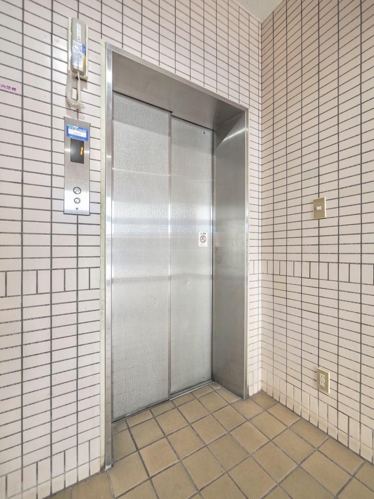 Tokan Kashiwa Castle 2LDK Apartment for Sale in Kashiwa - Thumbnail 3