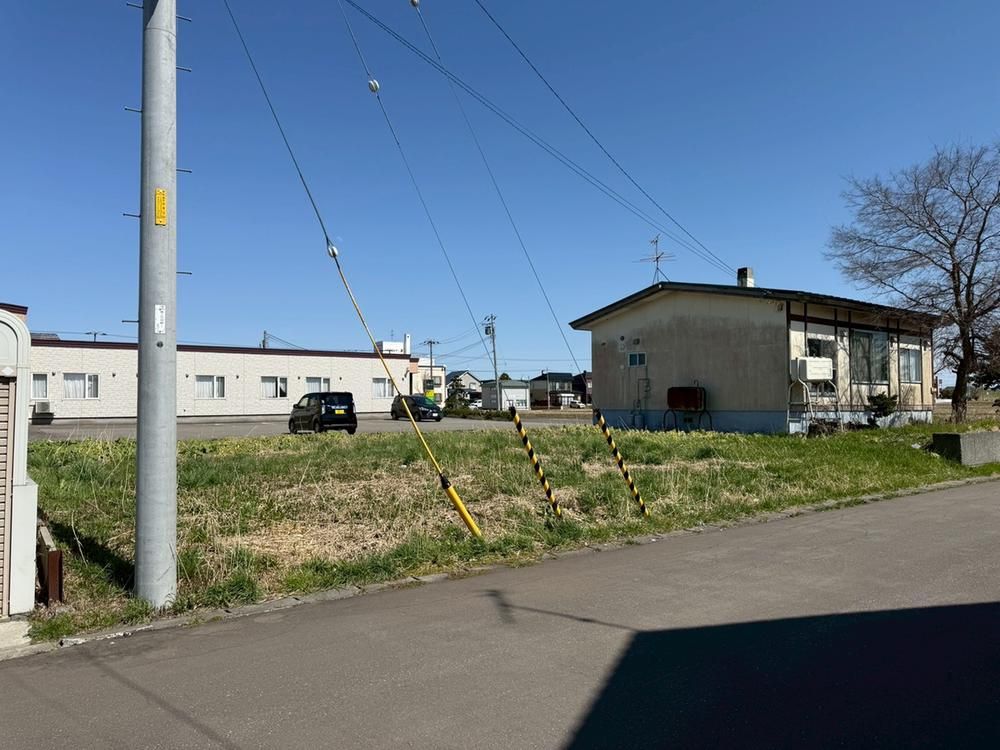 304m2 Building Plot for Sale in Iwamizawa, Hokkaido - Thumbnail 2