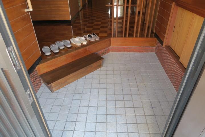 5DK Detached House with Garden in Joetsu, Niigata - 6,000,000 Yen - Thumbnail 3