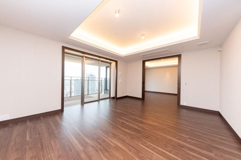 New 1LDK Apartment in Kita Ward, Osaka – 83.03m2, 46-Story Tower - Thumbnail 4