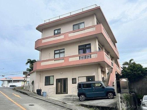 Spacious 9LDK House in Onna Village, Okinawa - 385m² - Thumbnail 3