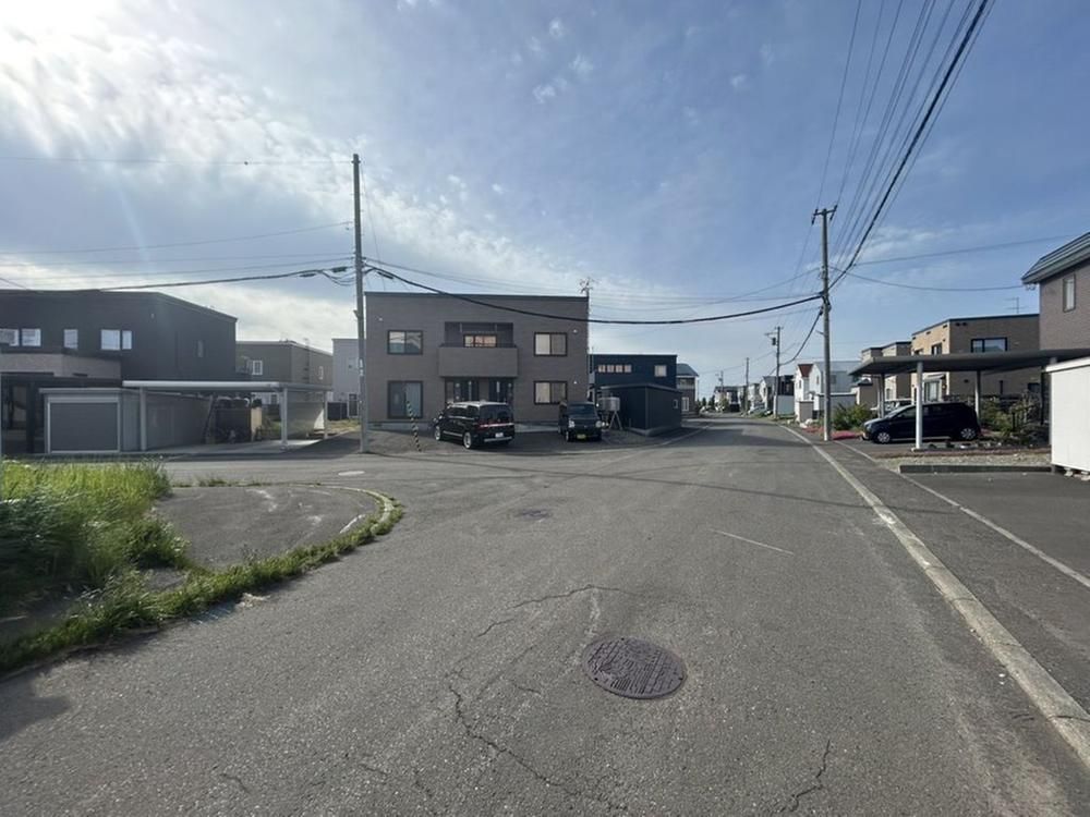 4LDK Detached House in Ebetsu, Hokkaido - 16,990,000 JPY - Thumbnail 3