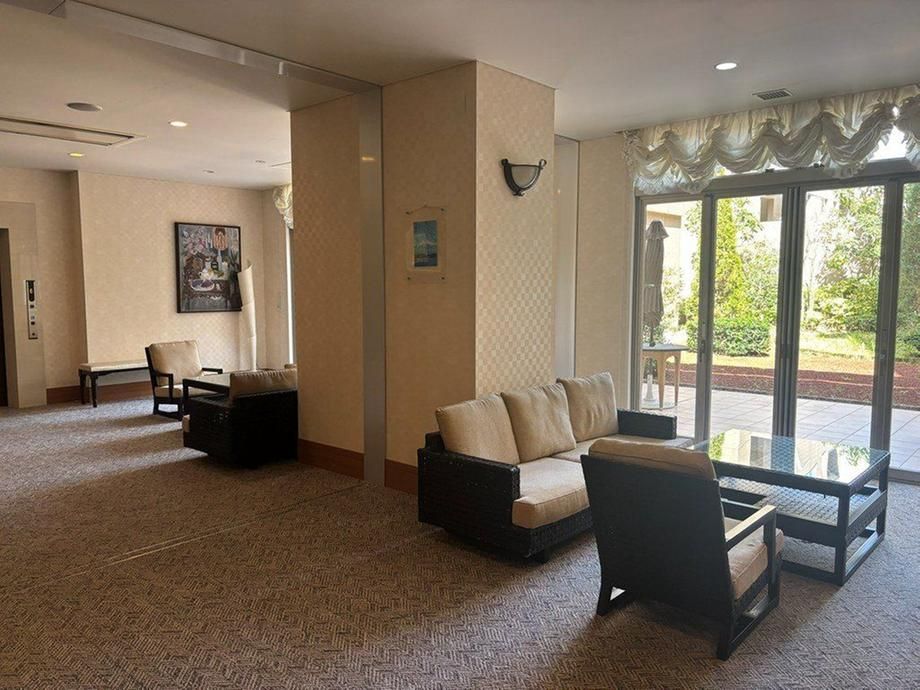 1LDK Apartment for Sale in Atsugi, Kanagawa - 71.59 sqm - Thumbnail 3