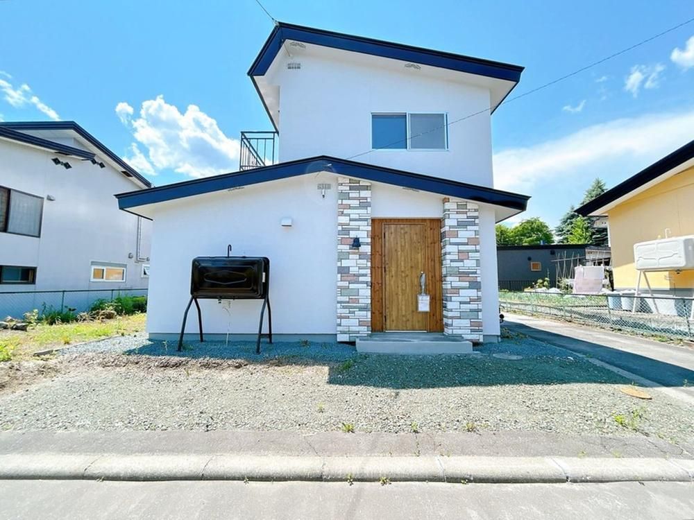 Renovated 5LDK House for Sale in Kitami, Hokkaido - Thumbnail 2