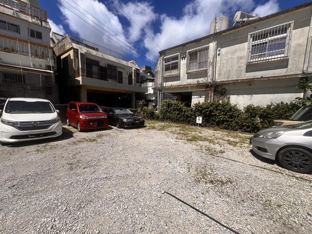 Land for Sale in Okinawa City - 746.7 sqm - Thumbnail 3