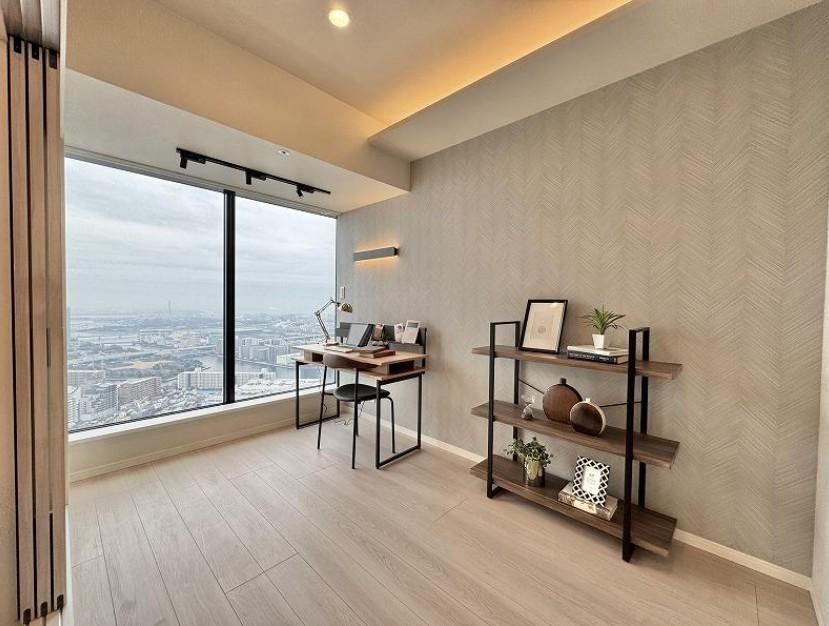 2LDK Apartment for Sale in Toyosu, Koto City, Tokyo - Thumbnail 4