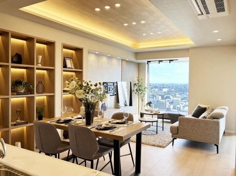 2LDK Apartment for Sale in Toyosu, Koto City, Tokyo - Thumbnail 3