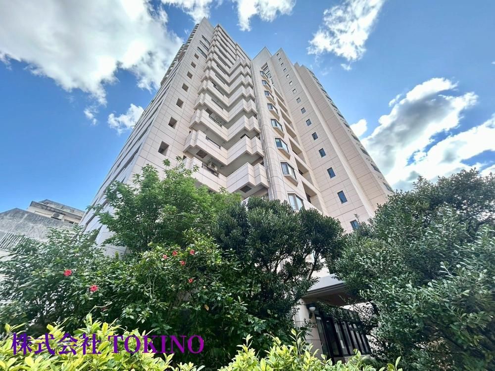 Lions Garden Midorigaoka Apartment in Naha, Okinawa - Thumbnail 4