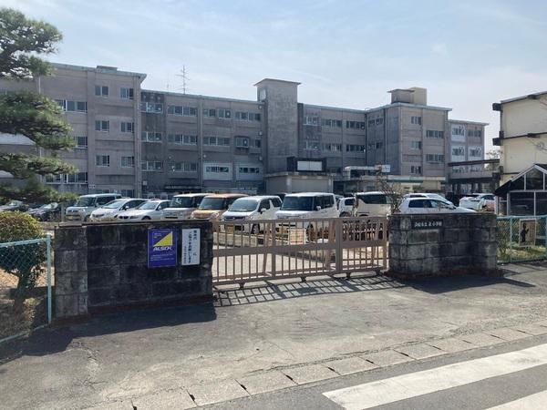 Renovated 4LDK House for Sale in Hamamatsu's Wago-cho - Thumbnail 2