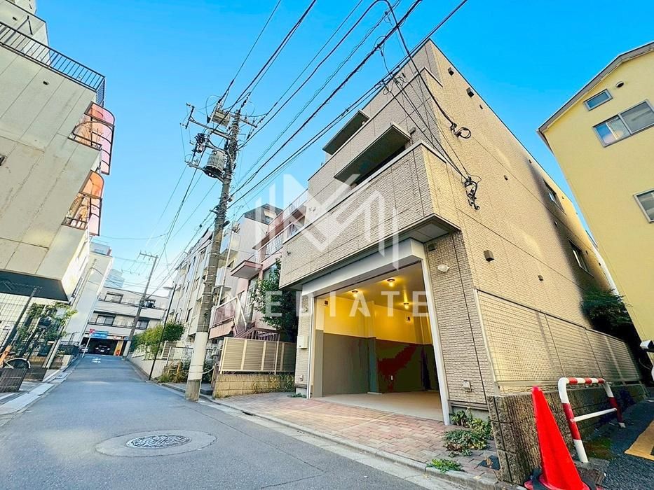 3LDK Steel-Frame House in Bunkyo Ward, Tokyo - Thumbnail 2