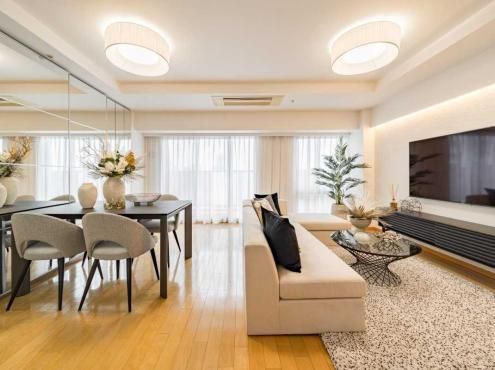 2LDK Apartment for Sale in Shinjuku, Tokyo - 77.56 m² - Thumbnail 4